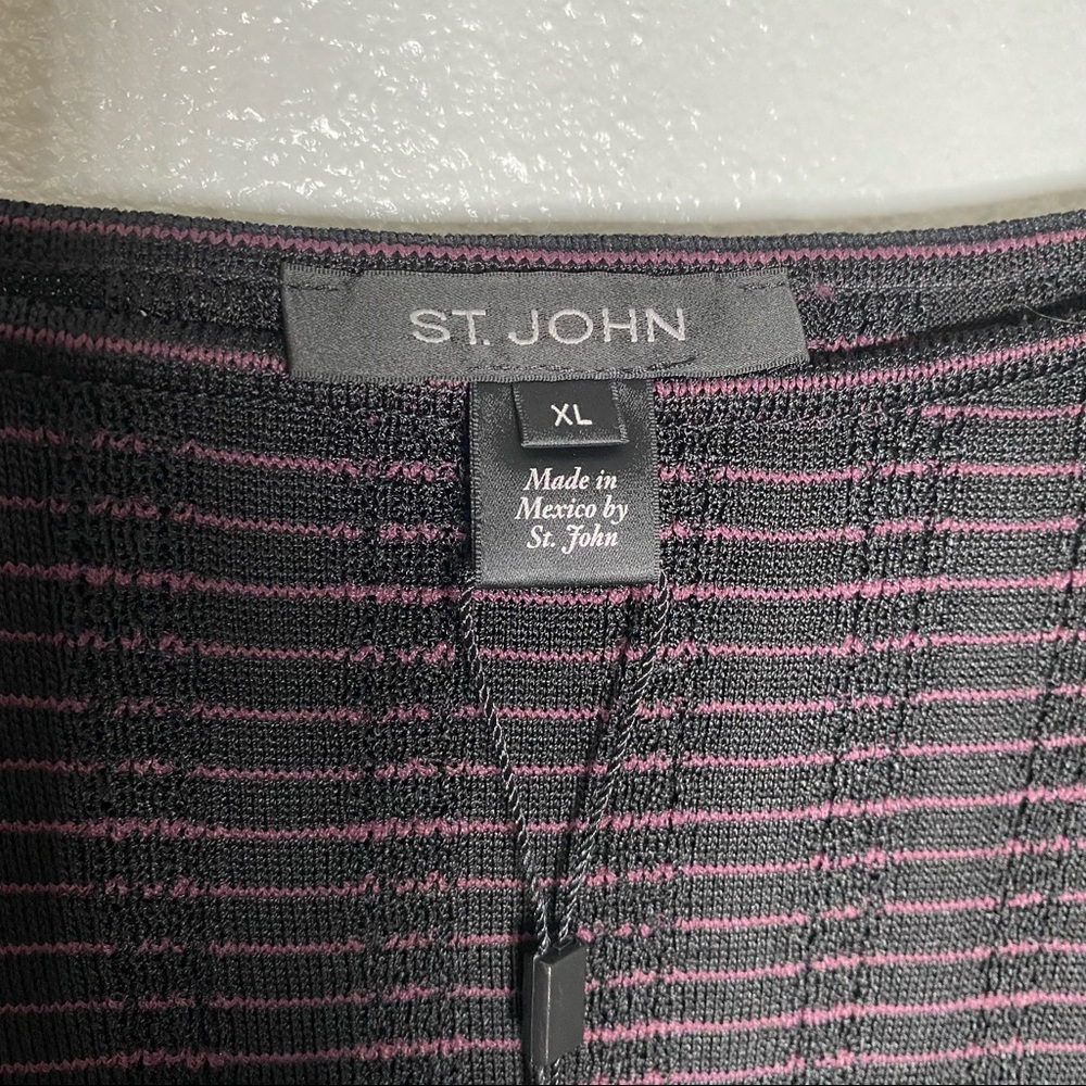 St. John Collection Engineered Ombré Rib Sweater - Picture 15 of 15
